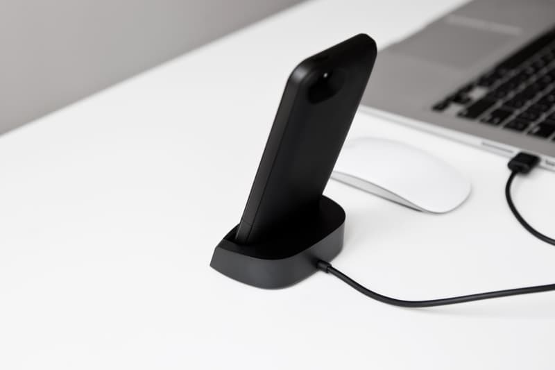 Mophie Juice Pack iPhone 充電底座