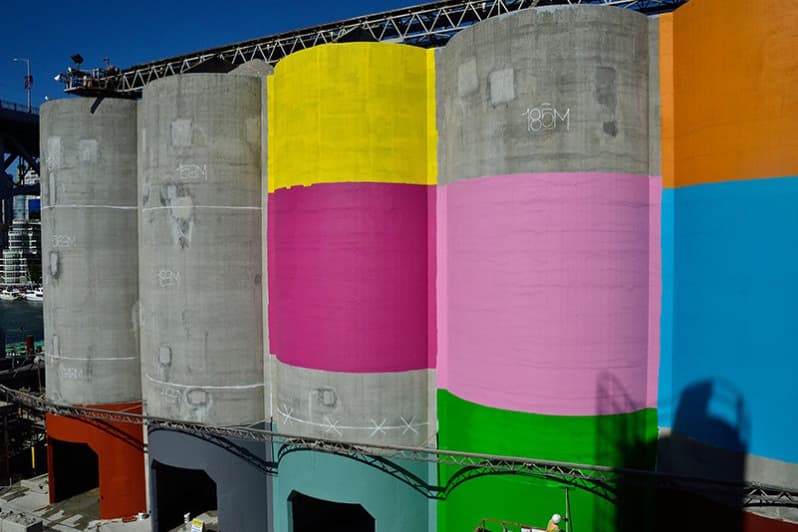 Os Gemeos 於溫哥華創作最新巨型壁畫作「Giants」