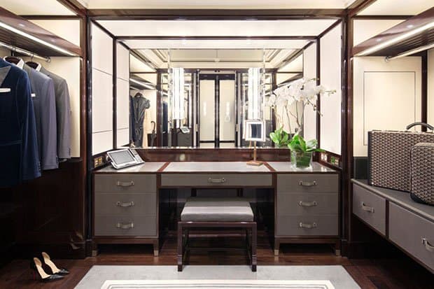 走入巴黎半島酒店