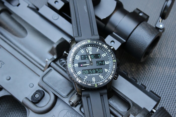 Smith &amp; Bradley Ambush Digital Analog 腕錶