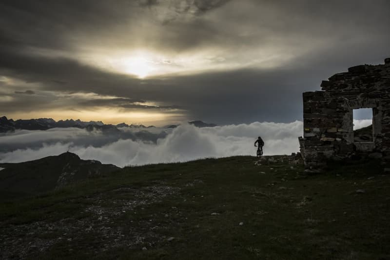 ACRE《Guide to Getting Lost》影集 