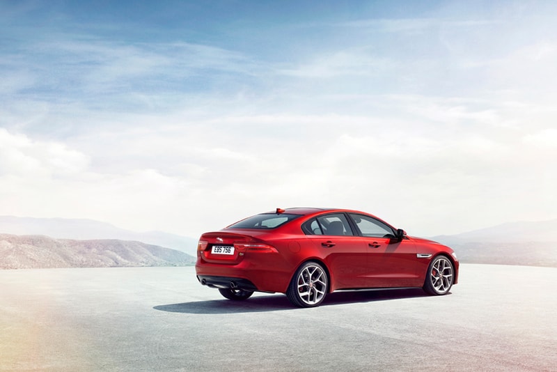 2016 年式樣 Jaguar XE 運動轎車