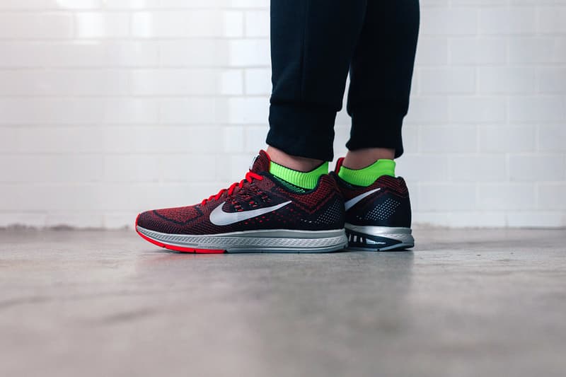 近賞 Nike Air Zoom Structure 18 跑鞋