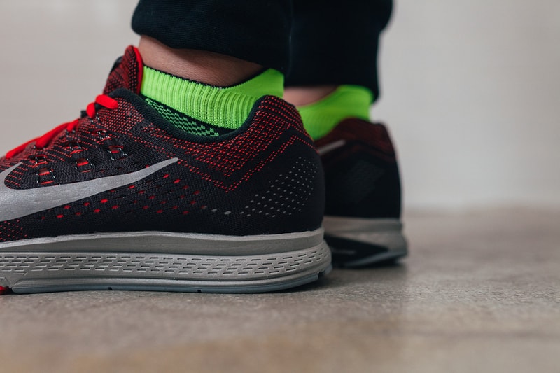 近賞 Nike Air Zoom Structure 18 跑鞋