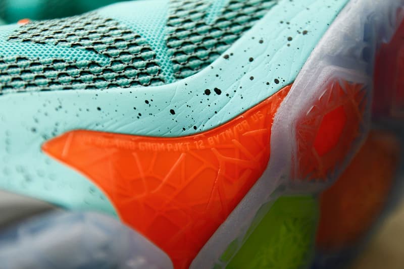 近赏 Nike LEBRON 12「NSRL」配色