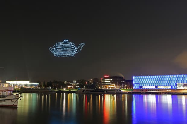 Ars Electronica 電子藝術節空中 LED 表演