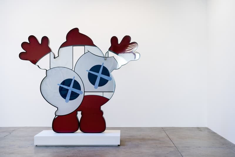 KAWS 於  Honor Fraser Gallery 開辦「Man’s Best Friend」個人展覽現場回顧