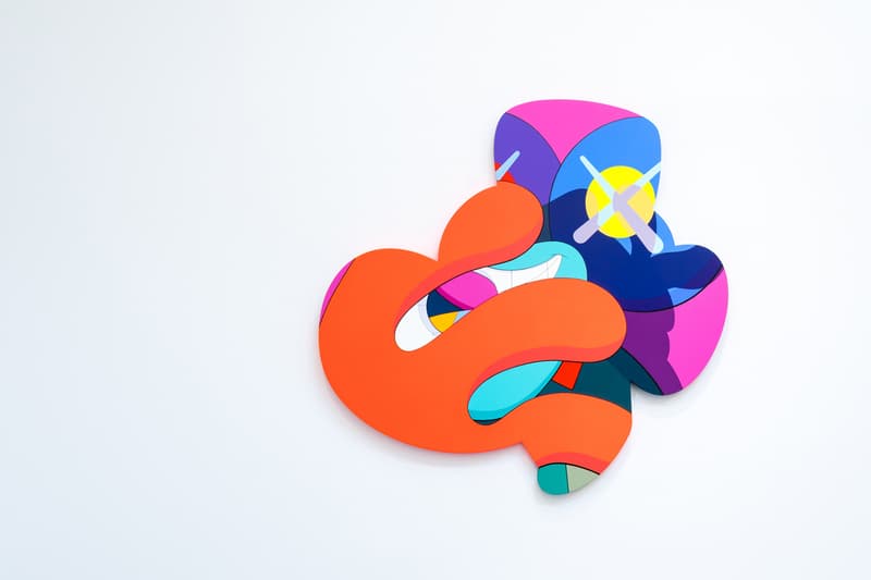 KAWS 於  Honor Fraser Gallery 開辦「Man’s Best Friend」個人展覽現場回顧