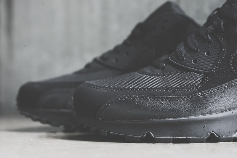 Nike Air Max 90 Essential 全黑配色