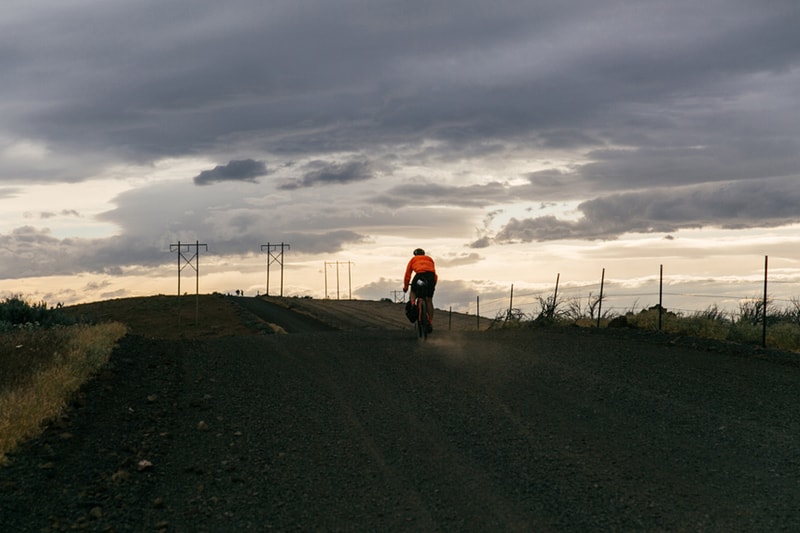 Poler x Specialized AWOL 聯名自行車