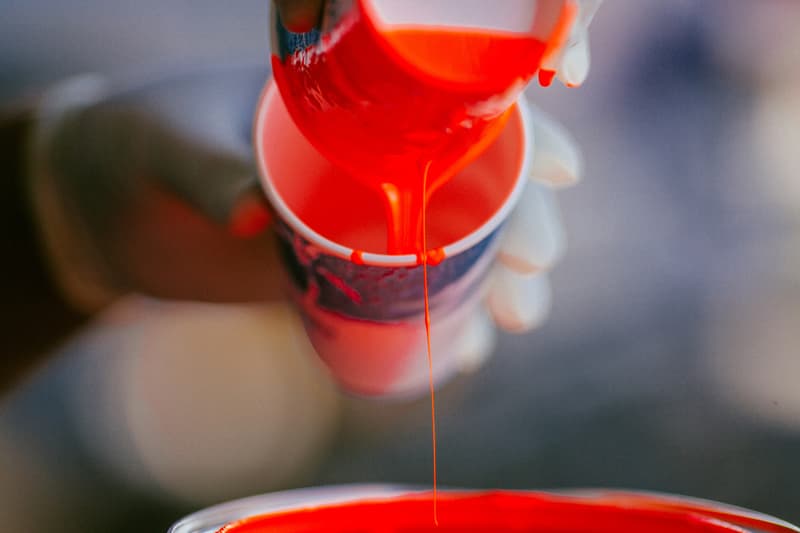 POW! WOW！聯手 Fitted 為夏威夷航空公司打造地勤運輸車輛藝術企劃