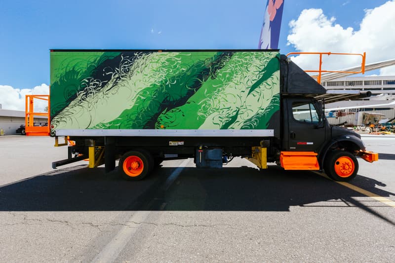 POW! WOW！聯手 Fitted 為夏威夷航空公司打造地勤運輸車輛藝術企劃