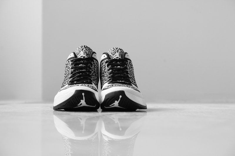 近賞 Air Jordan XX9 White/Black 配色