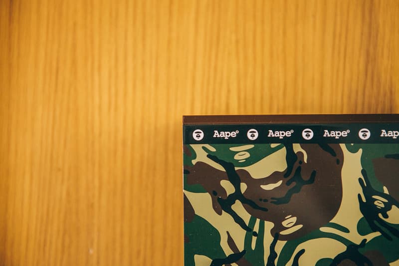 近賞 Xbox One「AAPE by A Bathing Ape」特別版遊戲主機