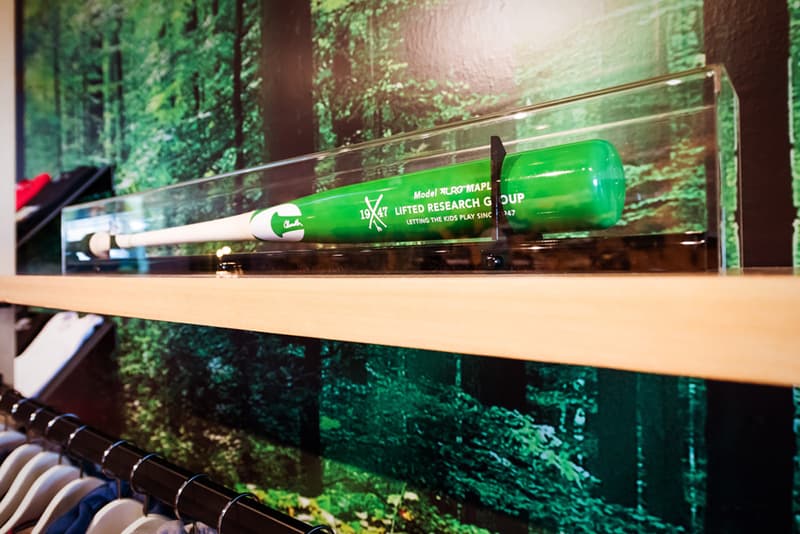 走入 LRG 與 TRUE 最新合作開設的期間限定店舖