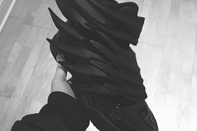 預覽 Jeremy Scott x adidas Originals JS Wings 「Dark Knight」配色設計