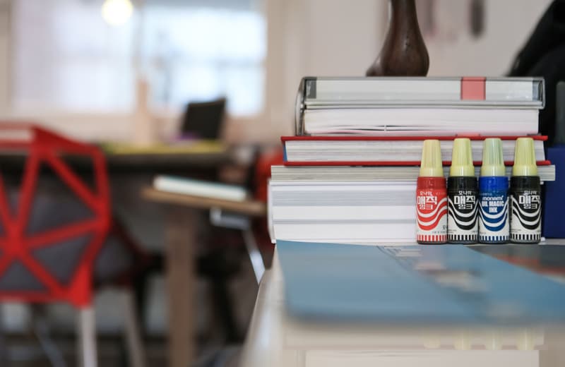 HYPEBEAST Road Trips 阿姆斯特丹城市篇：造訪 Onitsuka Tiger 設計師 Harold Arandia 住所