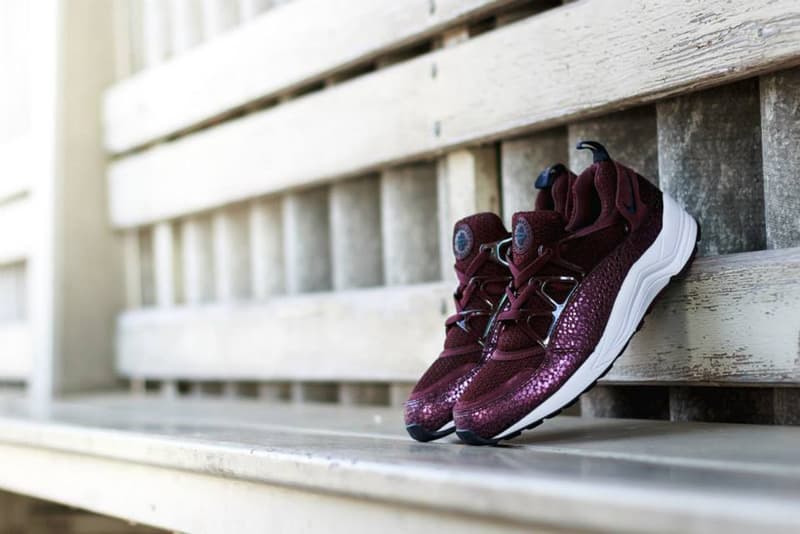 Nike Air Huarache Light「Deep Burgundy」配色