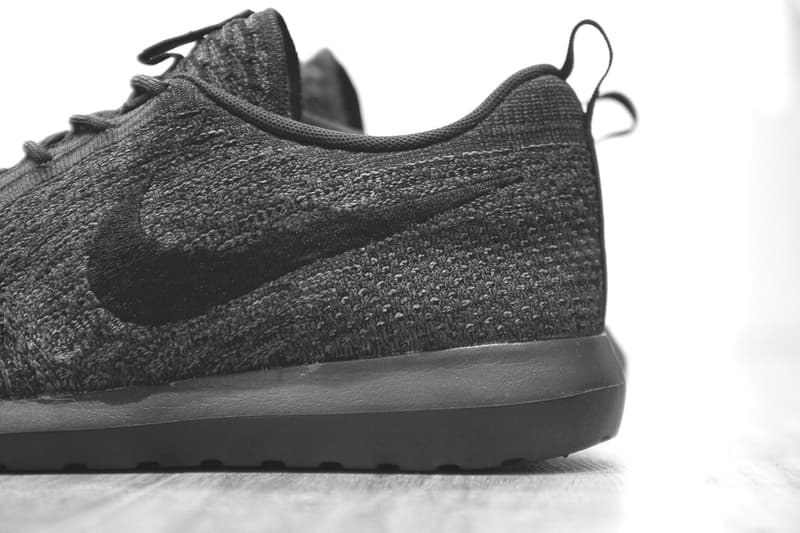 近賞 Nike Flyknit Roshe Run 全新配色設計「Triple Black」