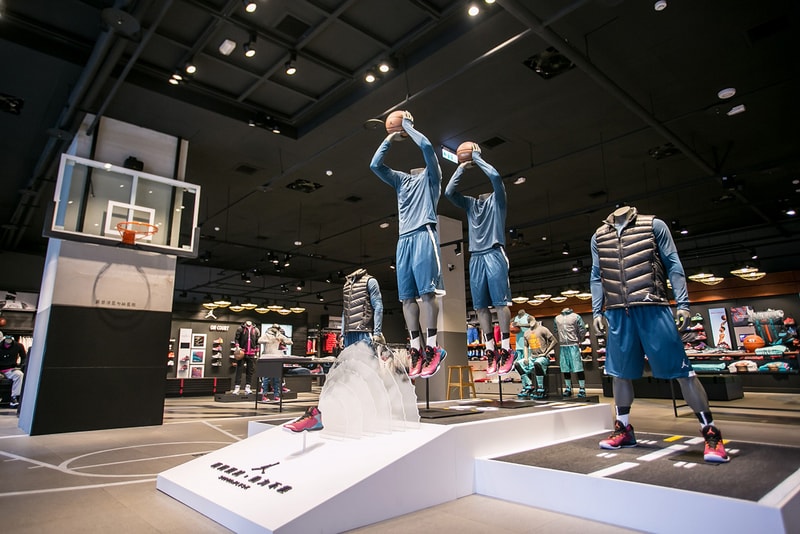 微笑逢甲 Nike 台中旗艦店開幕