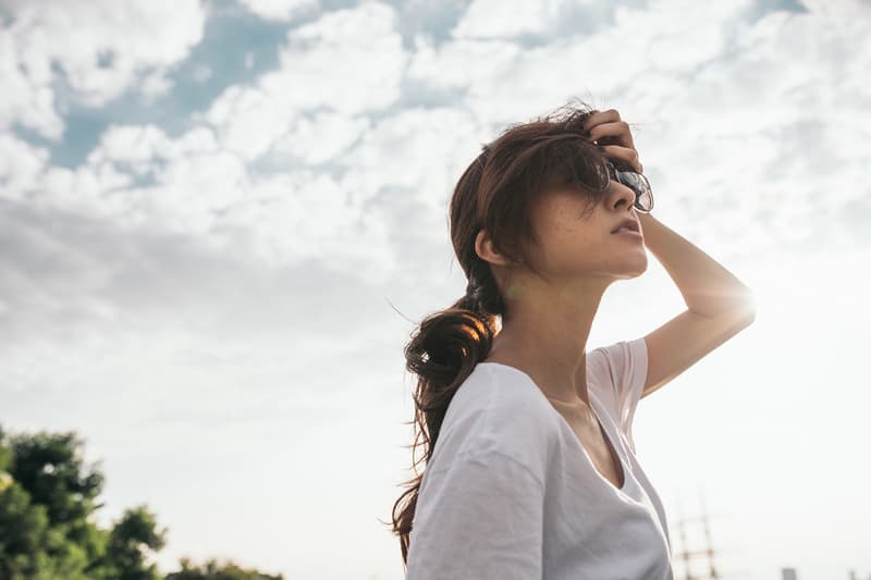 THROUGH THE LENS: 攝影師 Shun Okada