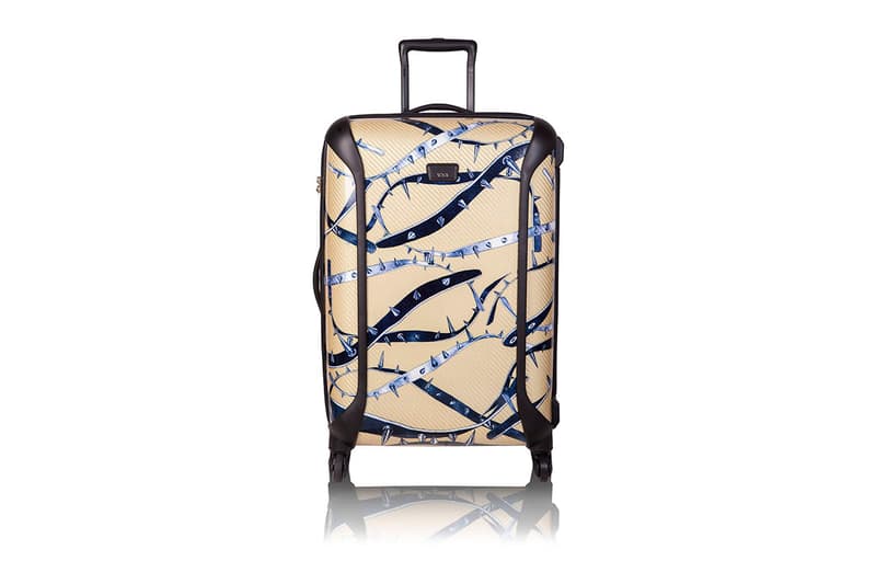 TUMI 推出 CHICTOPIA for TUMI by Christine Lau 系列