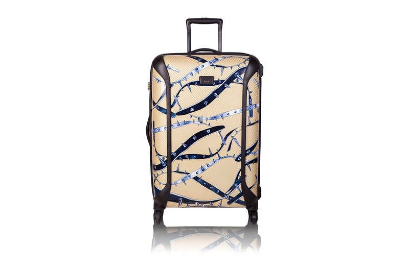 TUMI 推出 CHICTOPIA for TUMI by Christine Lau 系列