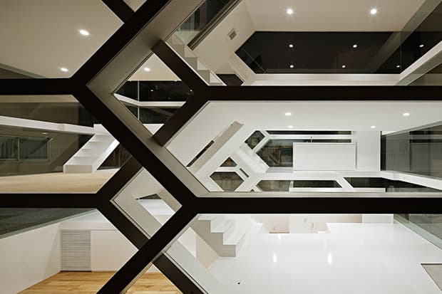 Yuusuke Karasawa Architects 打造「S House」概念複式住宅