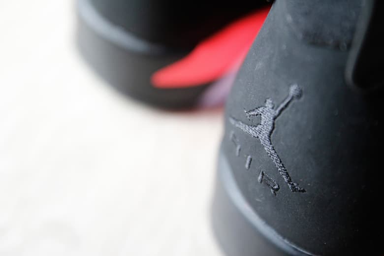 近賞 Air Jordan 6 Retro Black/Infrared 23 復刻配色