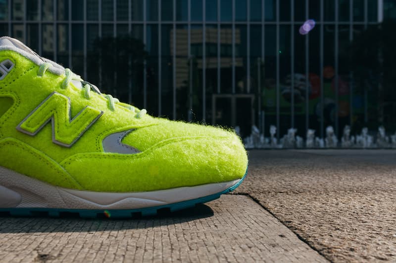 近賞 mita sneakers x New Balance MRT580 「The Battle of Surfaces」聯名鞋款
