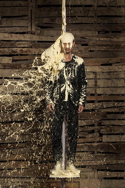 Ai WeiWei x Dover Street Market x V MAGAZINE「Children of the Comme」造型特輯