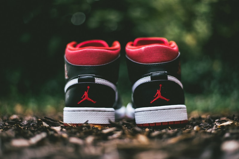Air Jordan 1 Mid 全新配色設計