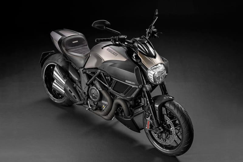 Ducati Diavel 發佈全新 Titanium Motorcycle 摩托車款