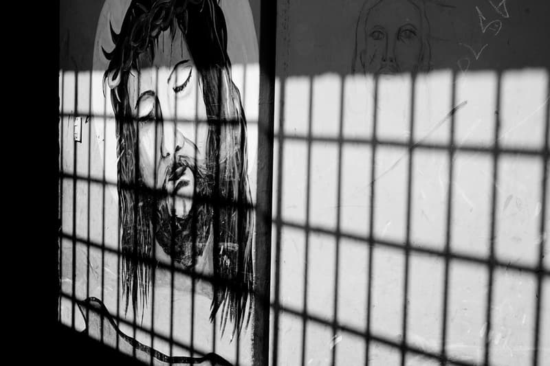 高級時裝設計師起用囚犯參與街頭服飾系列製作