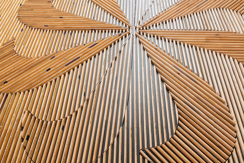 FWD 打造 Nike 總部裝飾牆