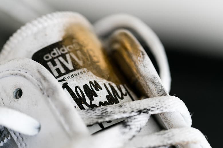 Kevin Lyons 與 Jean André 於洛杉磯 HVW8 藝術館打造 adidas Originals 球鞋藝術主題展