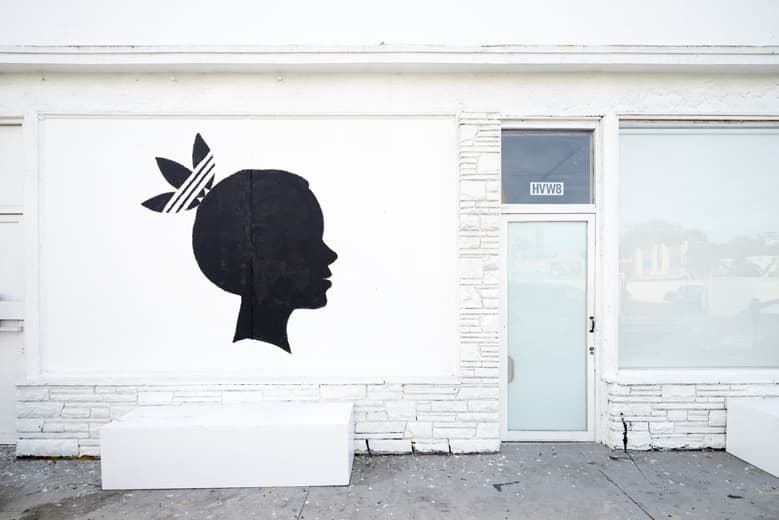 Kevin Lyons 與 Jean André 於洛杉磯 HVW8 藝術館打造 adidas Originals 球鞋藝術主題展