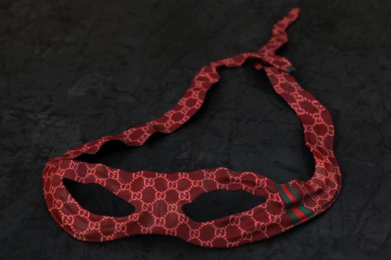 In Return 與 Alan Murray 打造「奢華版」忍者神龜眼罩