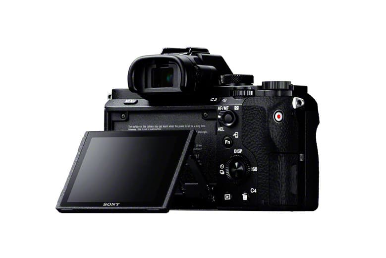 Sony 發布全球首款內置五軸防抖功能的 A7 II 全畫幅相機