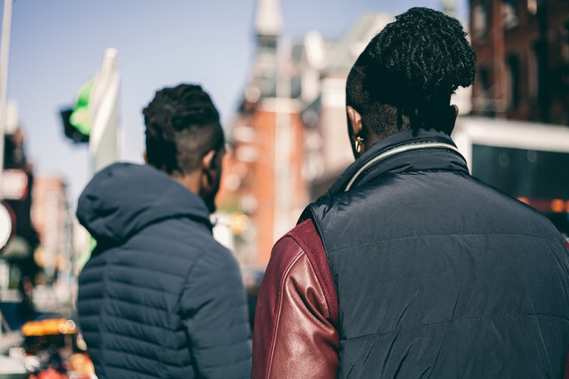 Streetsnaps: Joshua Kissi & Travis Gumbs 示範 Armani Exchange Black Edition 別注系列