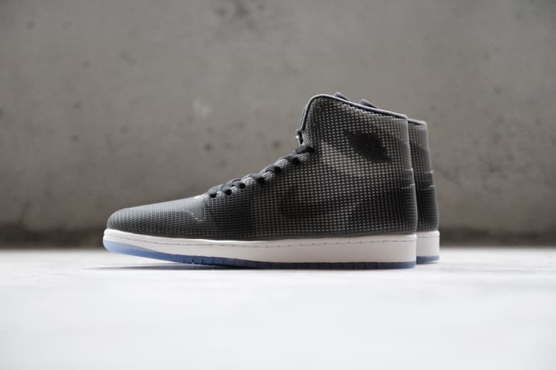 近賞 Air Jordan 4LAB1「Black/Reflective Silver」配色
