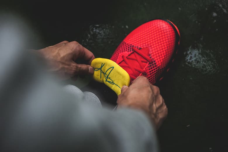 近賞 Nike Kyrie 1「Deceptive Red」配色
