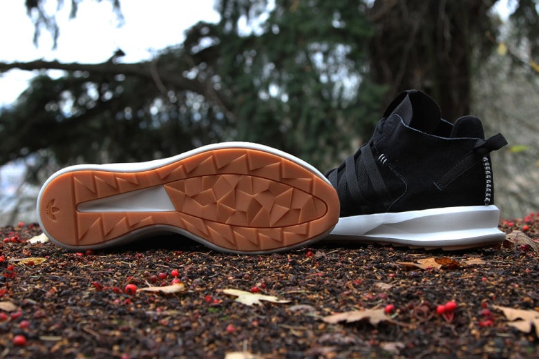 adidas Originals 發佈全新鞋款 SL Loop Runner Moc