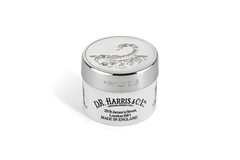 BUNNEY x D.R. Harris 聯名潤唇膏