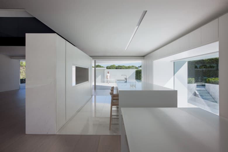 Fran Silvestre Arquitectos 打造 Casa Balint 住宅
