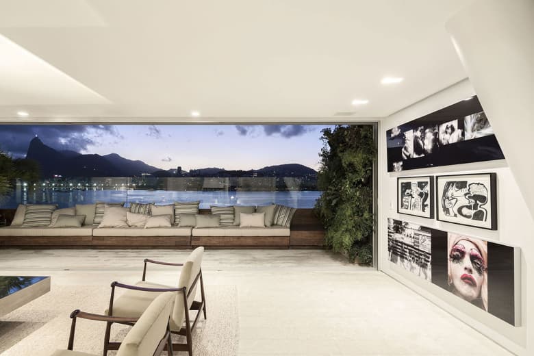 Studio Arthur Casas 打造 Casa Urca 豪宅