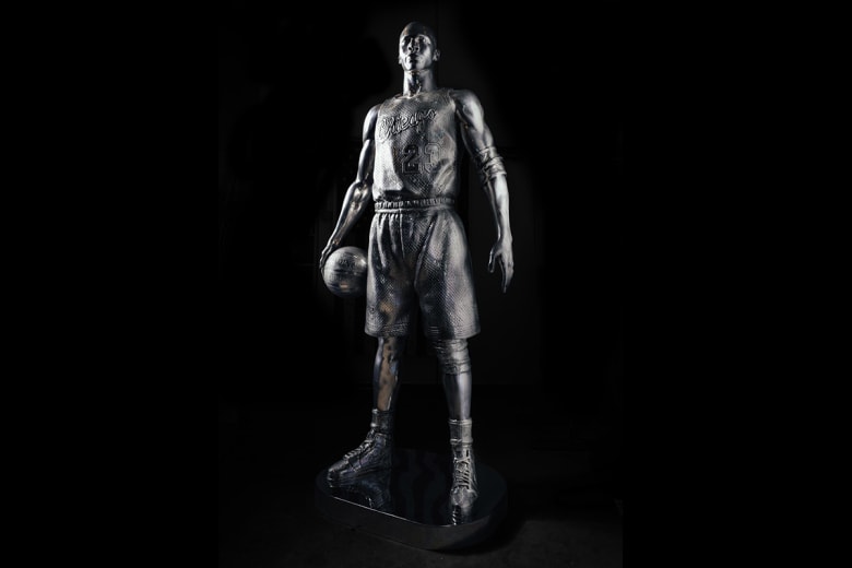Limited Edt x Jahan Loh「Full Metal Twenty Three」雕塑