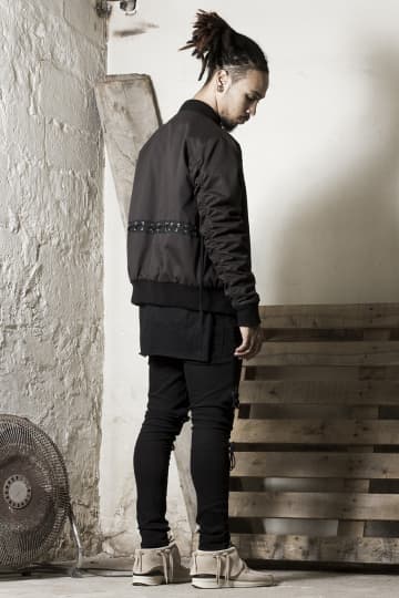 NID de GUÊPES STUDIO 2014 假日系列