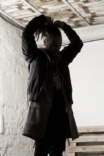 NID de GUÊPES STUDIO 2014 假日系列