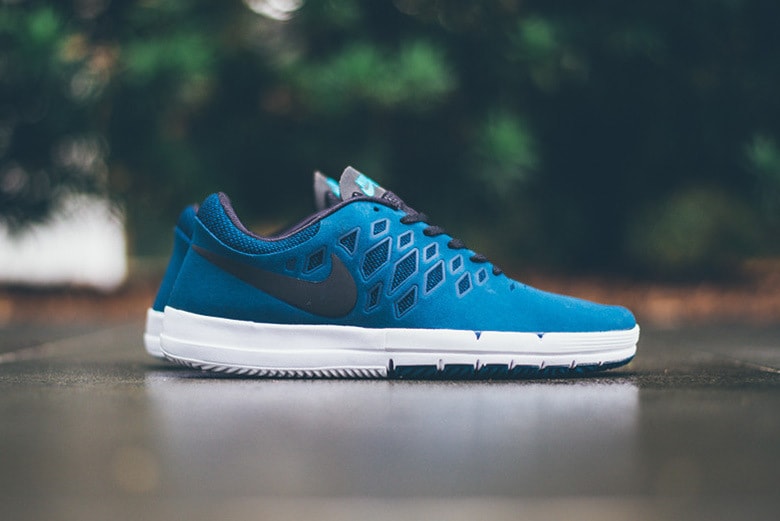 Nike Free SB「Blue Force」配色